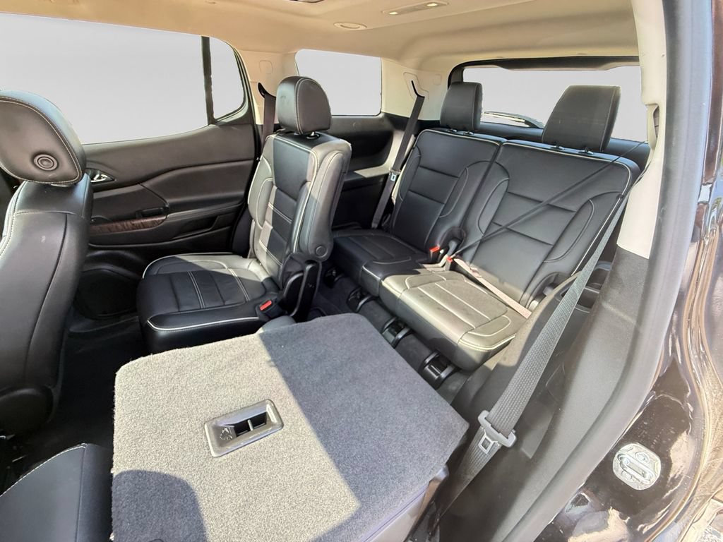 Used 2023 GMC Acadia Denali w/ Denali Technology Package AWD/4WD image 36