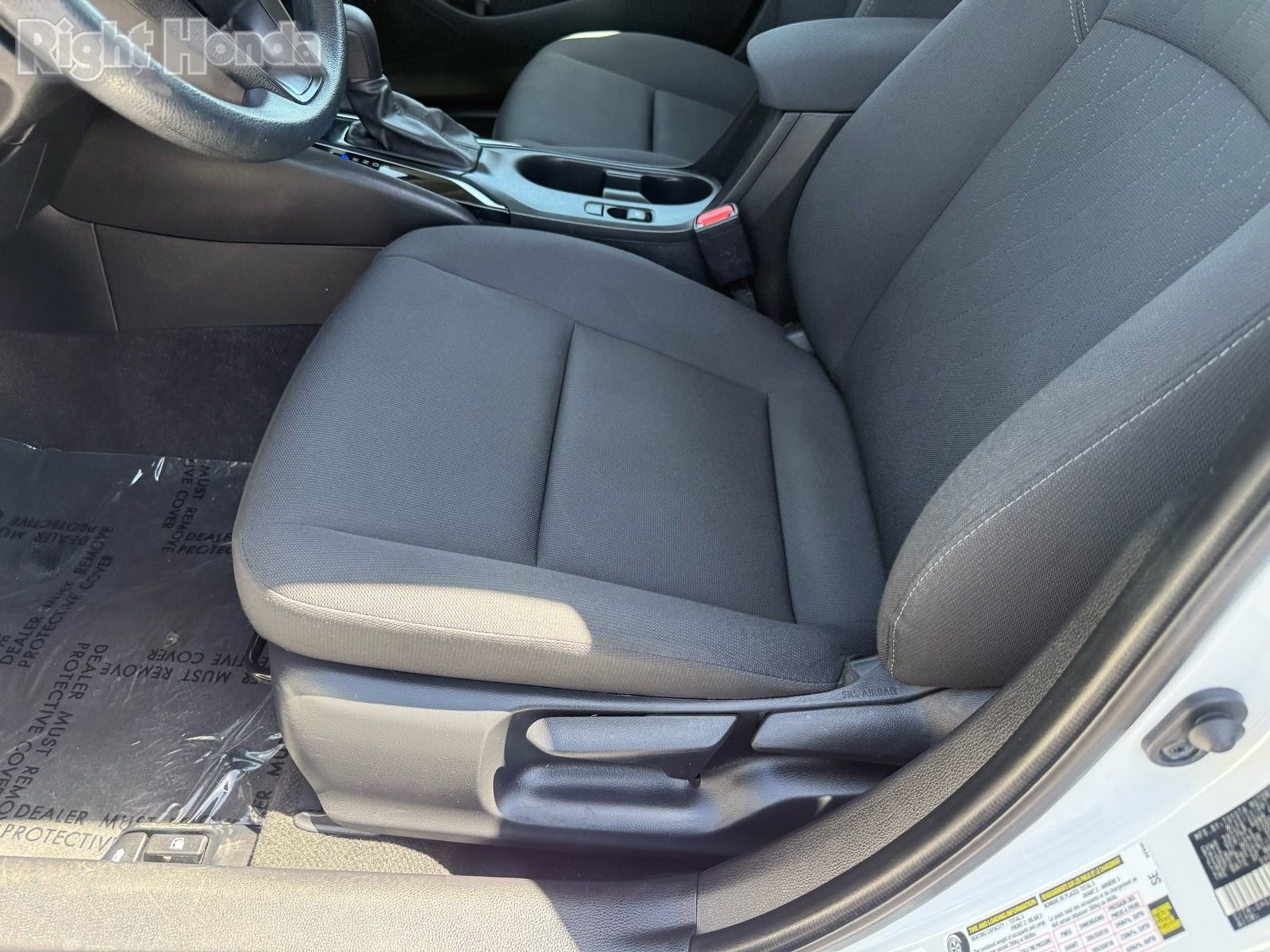 Used 2024 Toyota Corolla LE FWD image 14