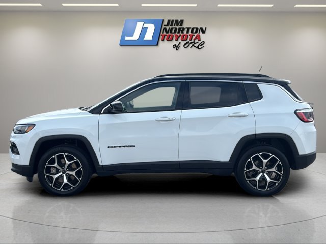 Used 2025 Jeep Compass Limited AWD/4WD image 8