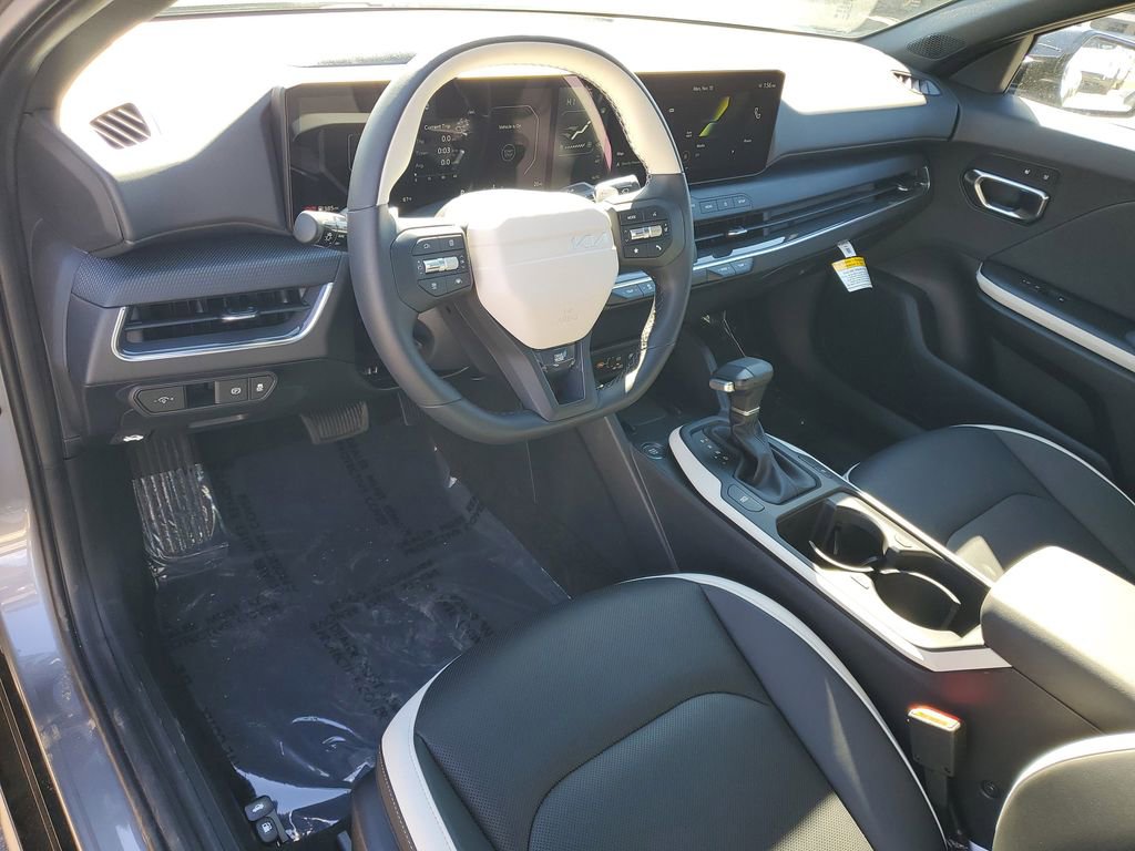 New 2025 Kia K4 GT-Line w/ GT-Line Premium Package image 6