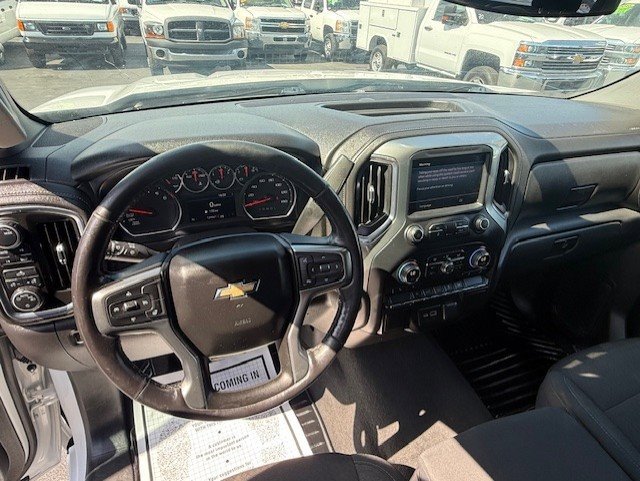 Used 2020 Chevrolet Silverado 1500 LT w/ Convenience Package image 13