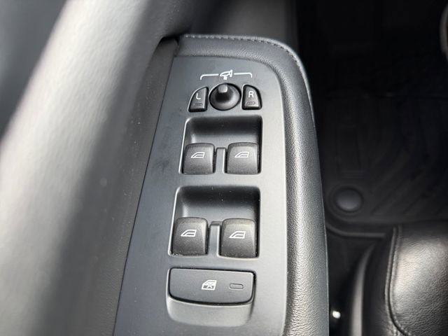 Used 2024 Volvo S60 B5 Core image 18