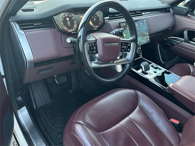 Used 2023 Land Rover Range Rover SE image 12
