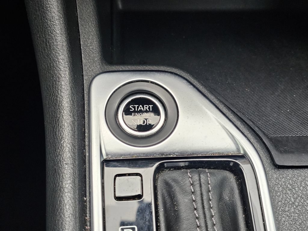 Used 2024 Nissan Sentra SV FWD image 25