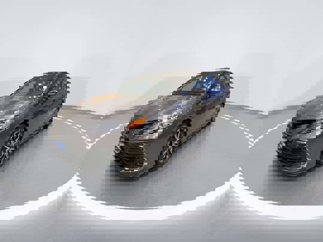 Certified 2023 Toyota Camry XLE w/ Navigation Package image 4