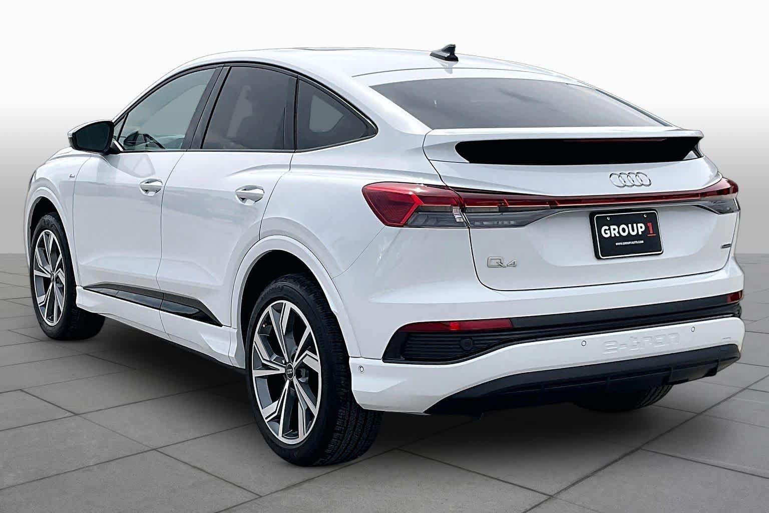 Used 2024 Audi Q4 e-tron Premium Plus AWD/4WD image 11