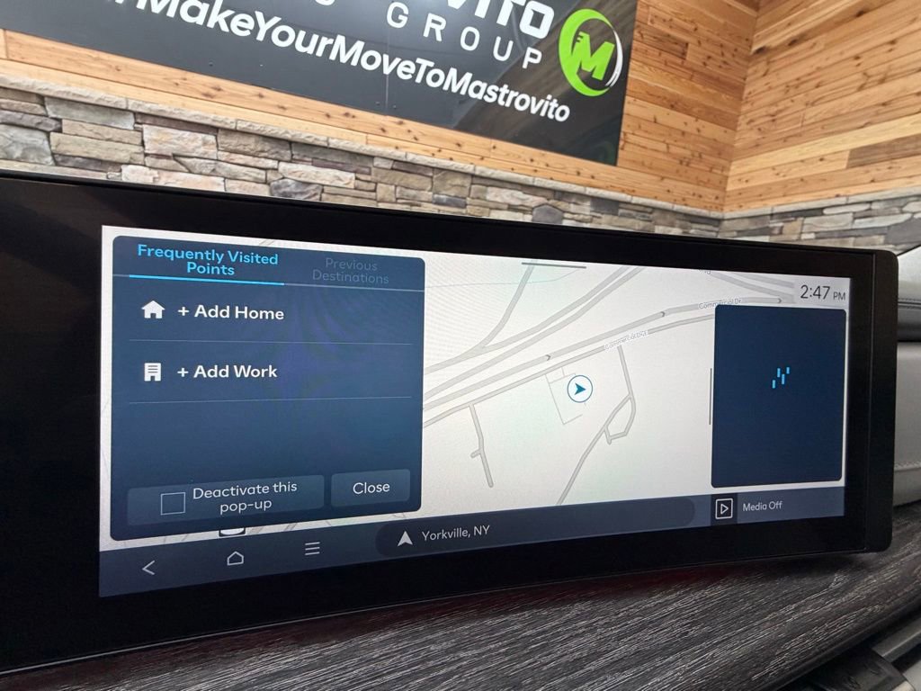 Certified 2025 Hyundai Santa Fe Limited image 21