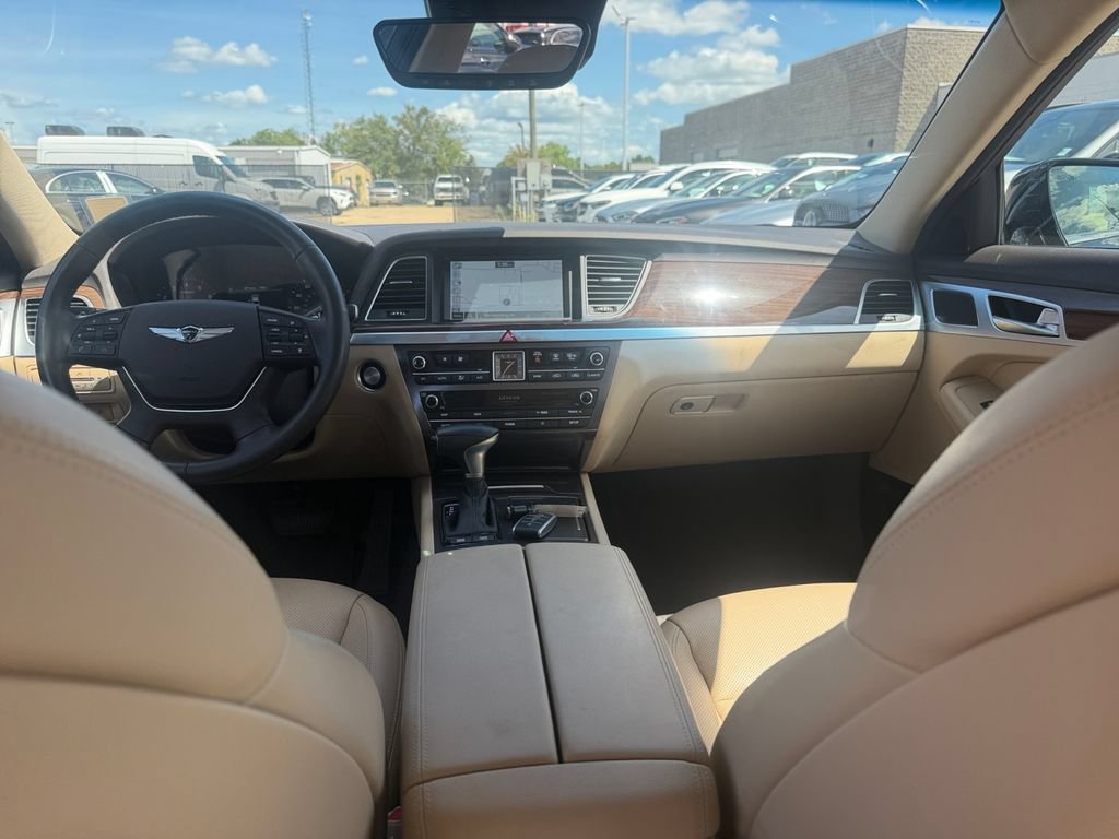 Used 2020 Genesis G80 3.8 RWD image 27