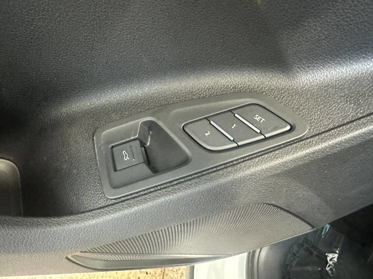 Used 2023 Audi Q3 2.0T Premium image 23