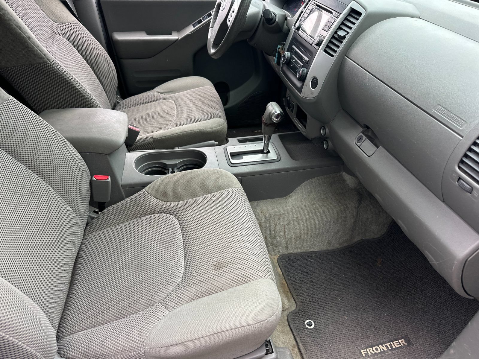 Used 2016 Nissan Frontier SV AWD/4WD image 14
