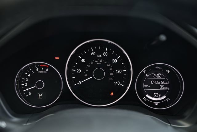 Certified 2020 Honda HR-V Sport image 30