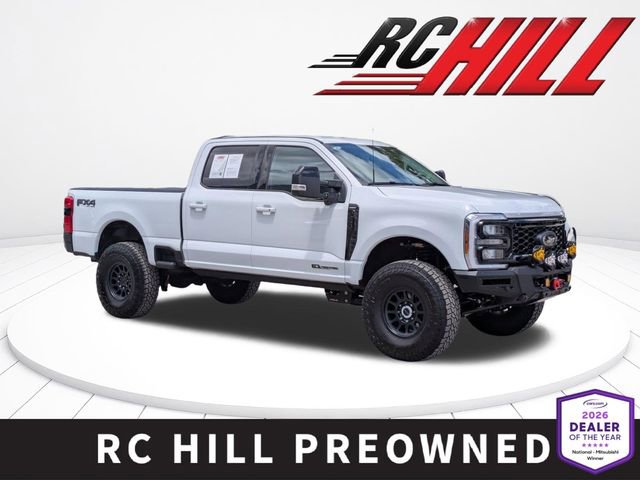 Used 2025 Ford F250 Lariat w/ Black Appearance Package AWD/4WD image 1