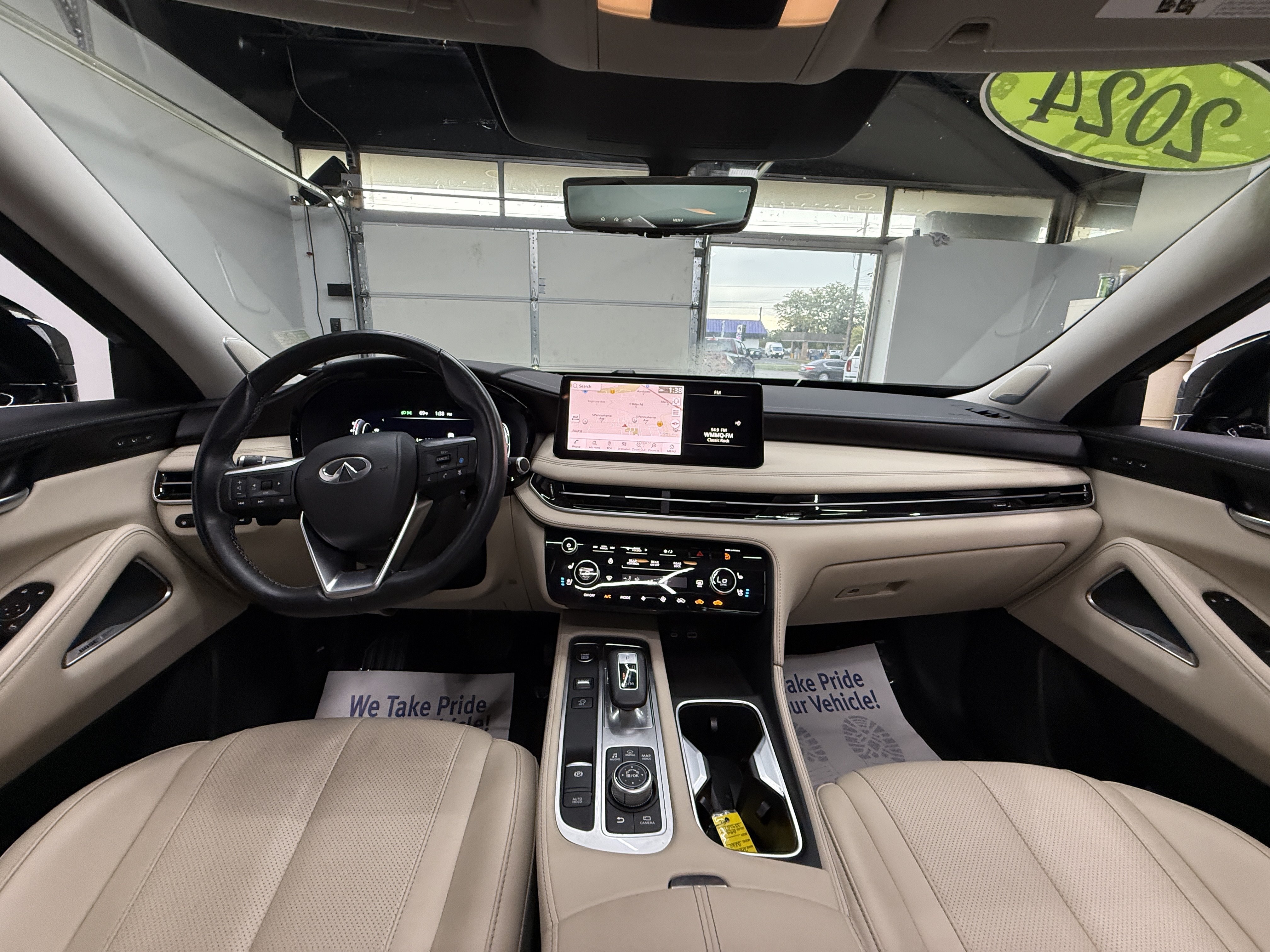 Used 2024 INFINITI QX60 Sensory AWD/4WD image 8