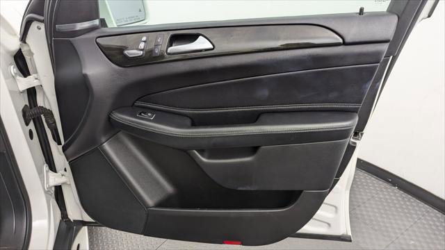 Used 2019 Mercedes-Benz GLE 400 4MATIC image 19