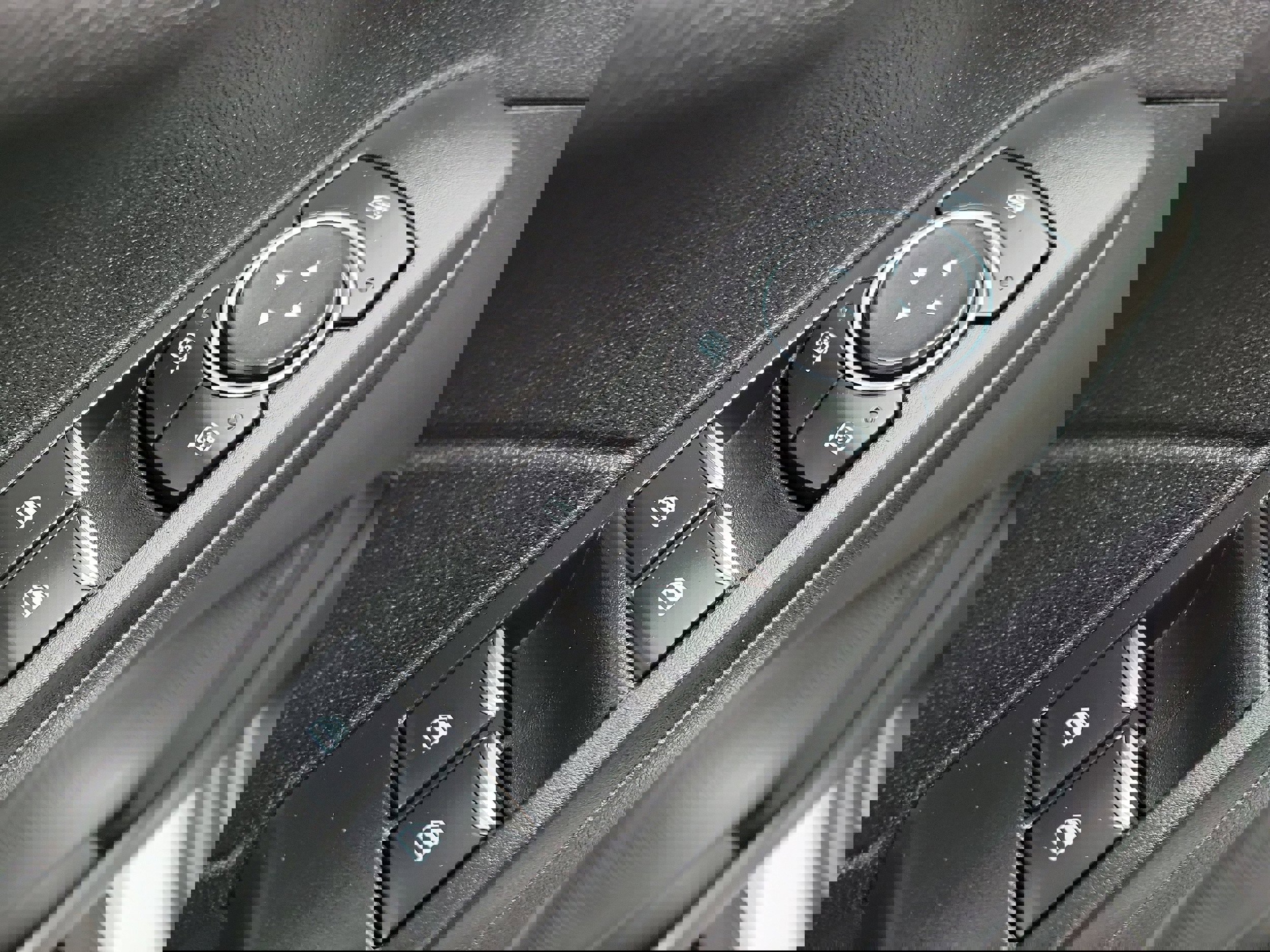 Certified 2022 Ford Escape SE w/ Convenience Package image 18