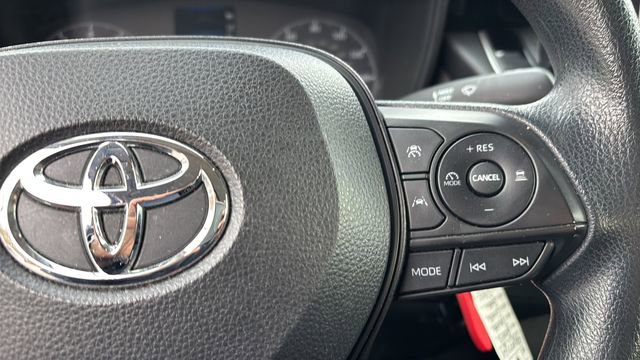 Used 2023 Toyota Corolla LE image 22