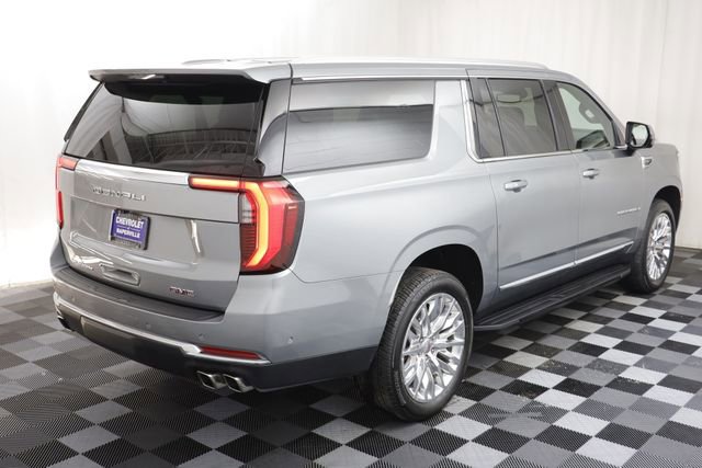 Used 2025 GMC Yukon XL Denali AWD/4WD image 21