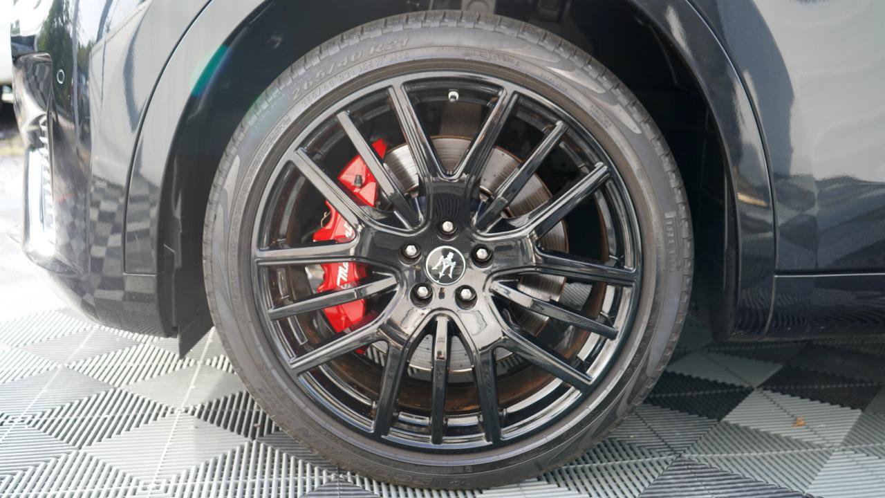 Used 2023 Maserati Levante Modena AWD/4WD image 24