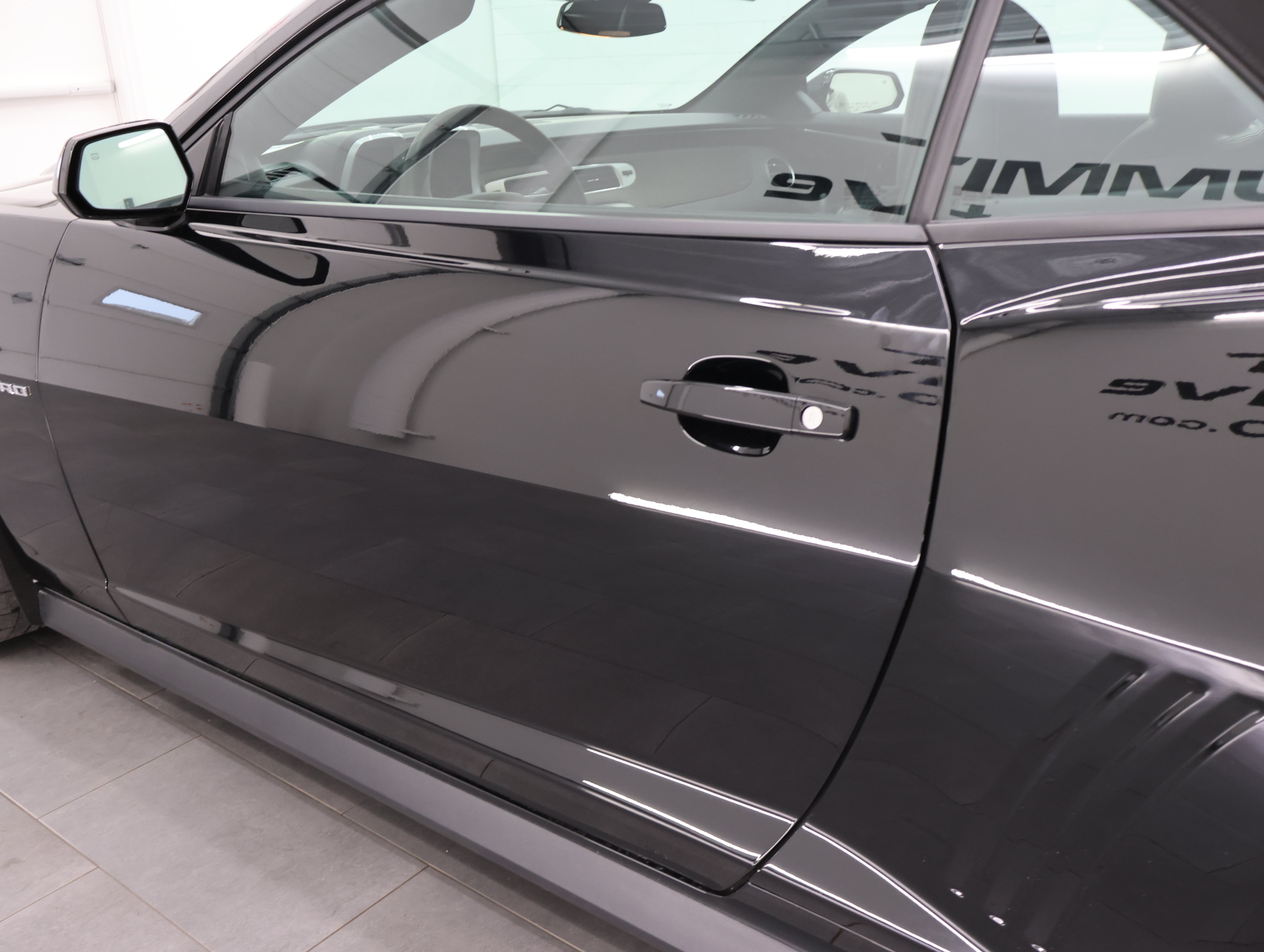 Used 2015 Chevrolet Camaro ZL1 RWD image 31