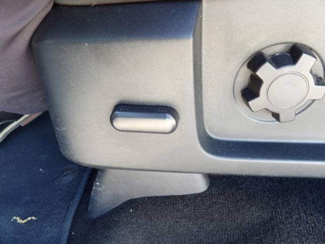 Used 2016 Ford Expedition EL XLT AWD/4WD image 13