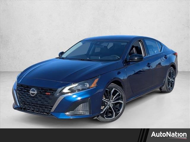 Used 2023 Nissan Altima 2.5 SR image 1