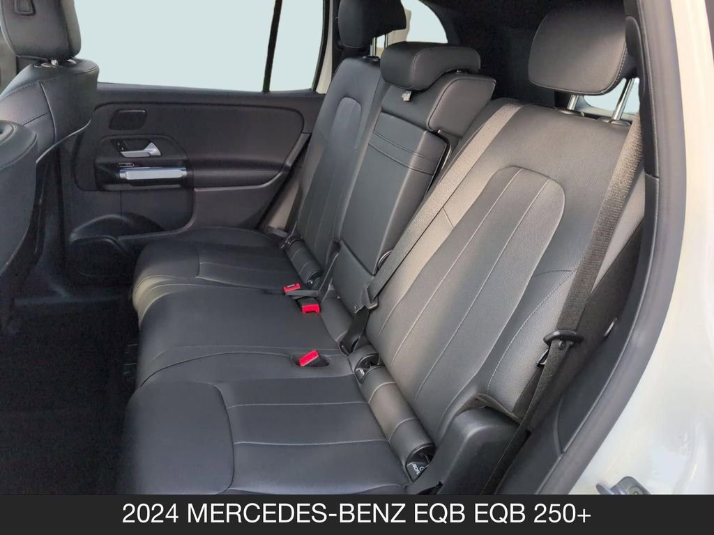 Used 2024 Mercedes-Benz EQB 250+ image 15