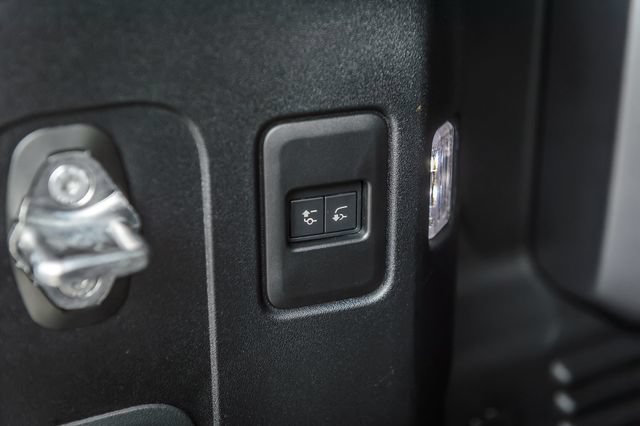 Used 2020 Land Rover Defender 110 X AWD/4WD image 13