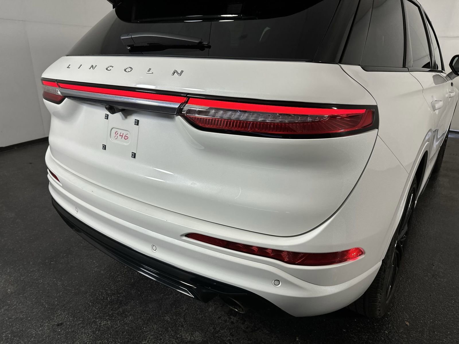 Used 2025 Lincoln Corsair FWD w/ Equipment Group 101A image 30