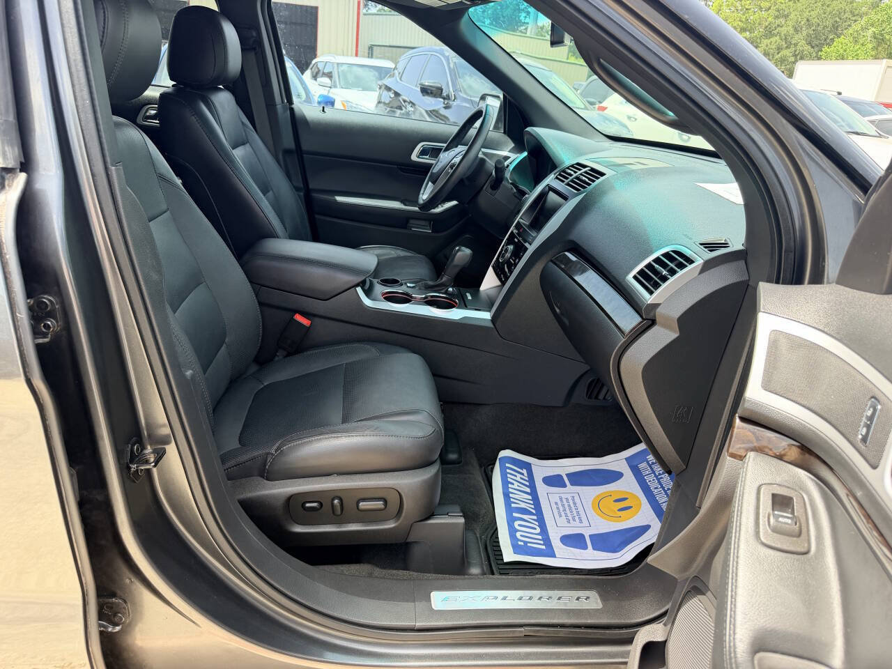 Used 2015 Ford Explorer Limited w/ Equipment Group 301A FWD image 25