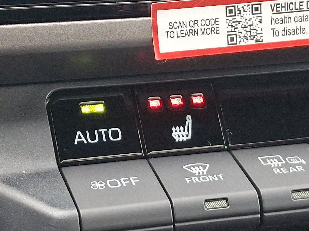 Used 2026 Toyota Camry XSE FWD image 27