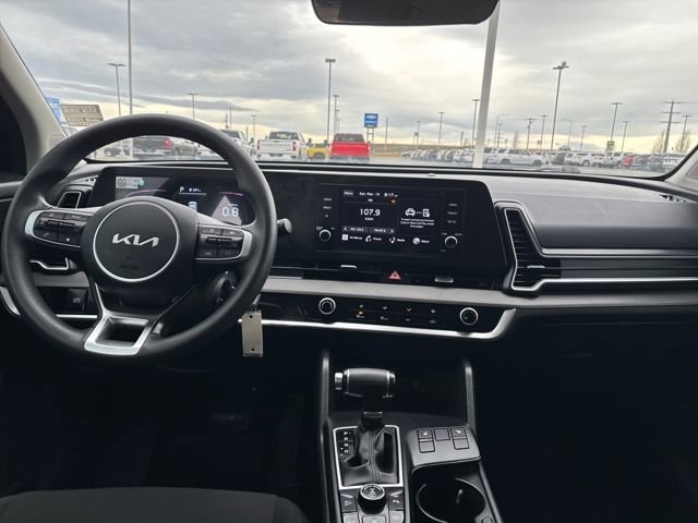 Used 2023 Kia Sportage LX image 12