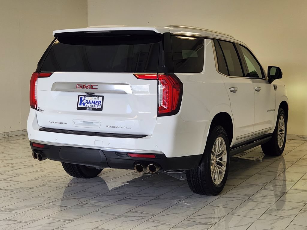 Used 2021 GMC Yukon Denali w/ Denali Premium Package AWD/4WD image 7
