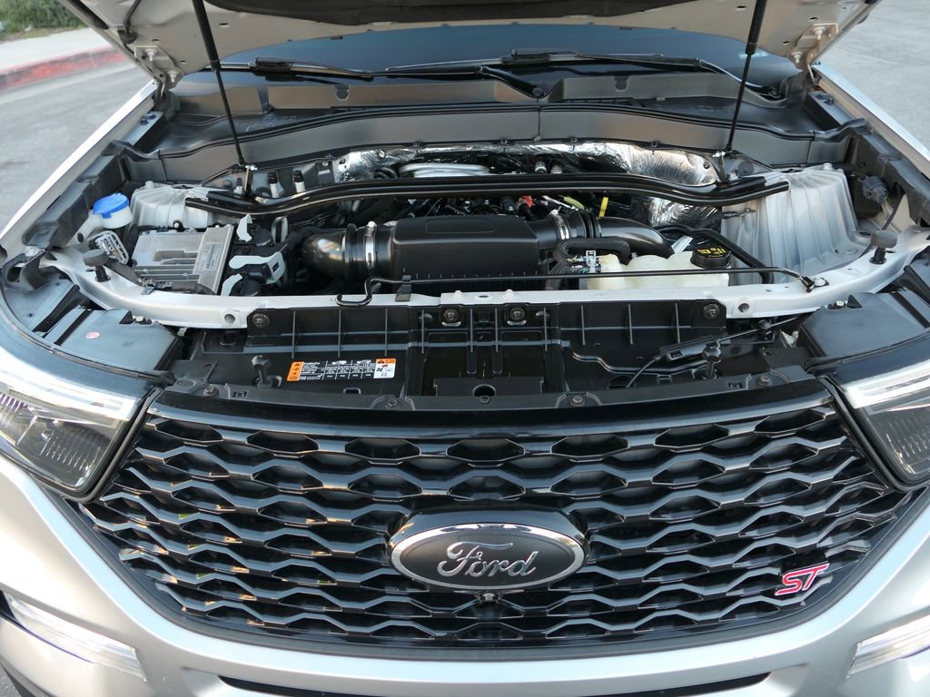 Used 2020 Ford Explorer ST w/ Premium Technology Package image 29