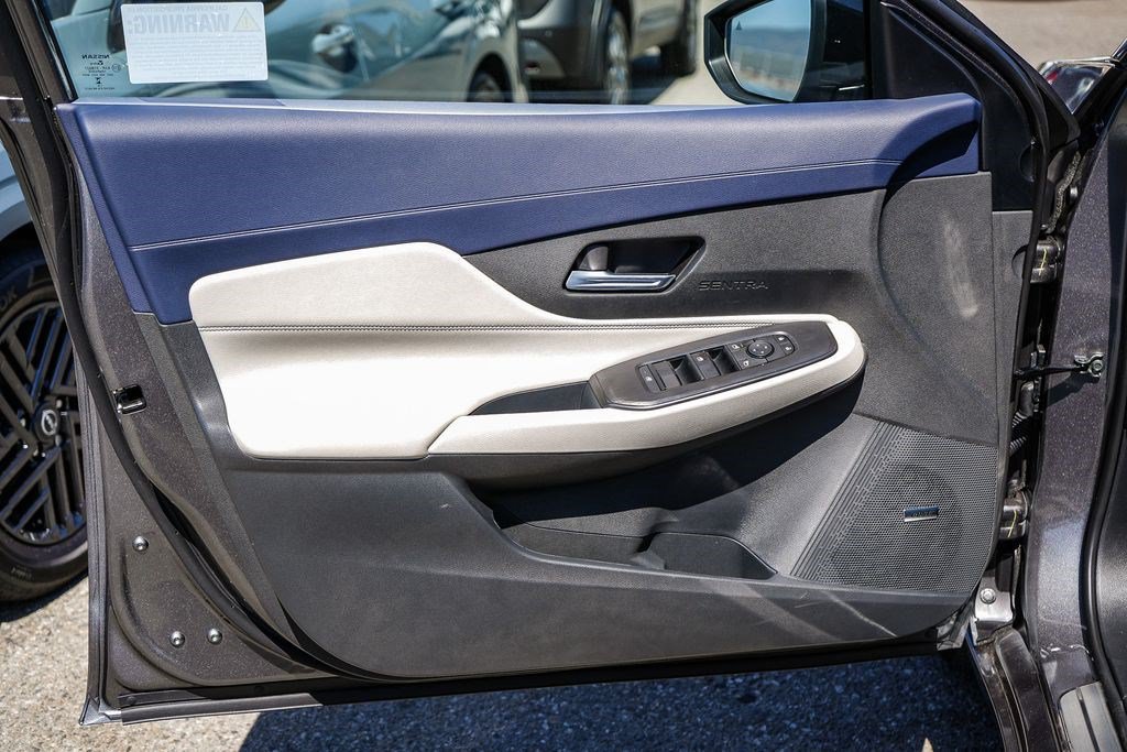 New 2026 Nissan Sentra SL FWD image 23