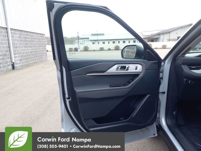 New 2026 Ford Explorer Active image 10