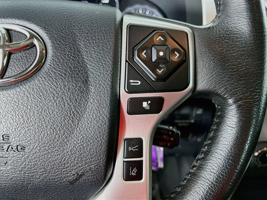 Used 2020 Toyota Tundra SR5 w/ SR5 Leather Package AWD/4WD image 15