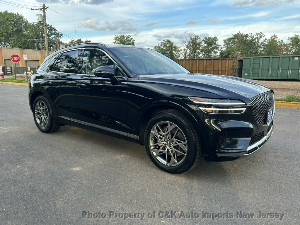 Used 2022 Genesis GV70 2.5T w/ Advanced Package AWD/4WD image 7