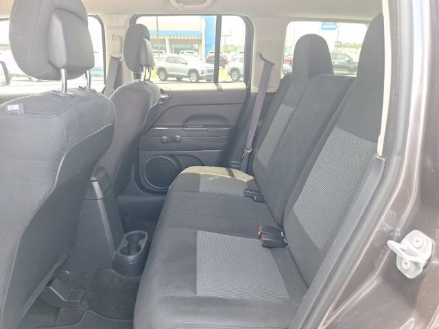 Used 2016 Jeep Patriot Sport FWD image 14