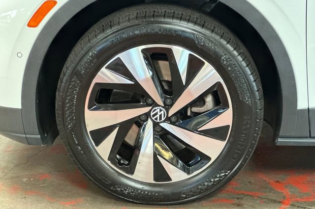Used 2023 Volkswagen ID.4 Pro image 34