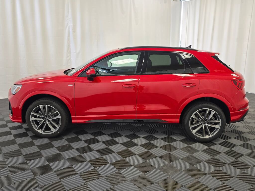 New 2025 Audi Q3 2.0T Premium image 3