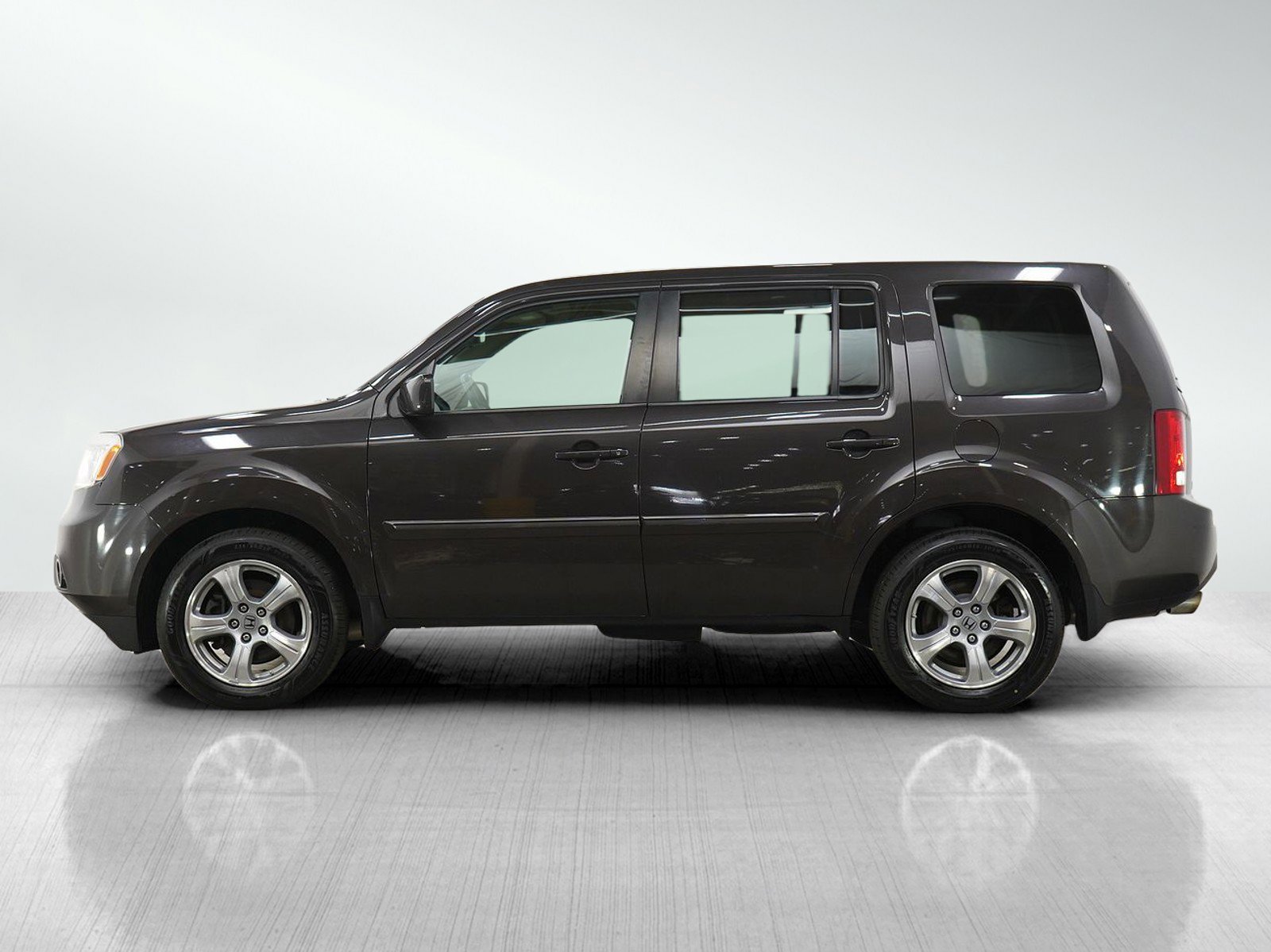 Used 2015 Honda Pilot EX-L image 2