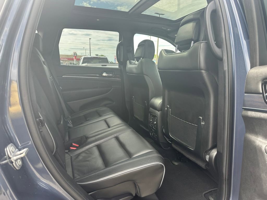 Used 2020 Jeep Grand Cherokee Overland AWD/4WD image 17