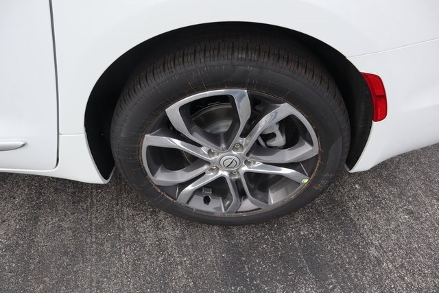 New 2026 Chrysler Pacifica Pinnacle image 28