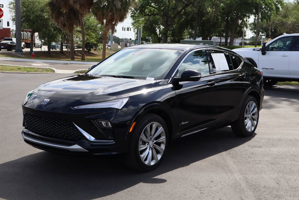 Certified 2025 Buick Envista Avenir FWD image 5
