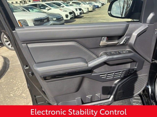 Used 2025 Toyota 4Runner Limited image 12