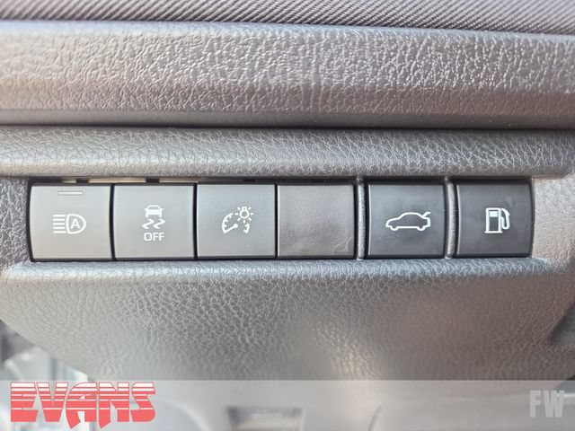 Used 2025 Toyota Camry LE FWD image 17