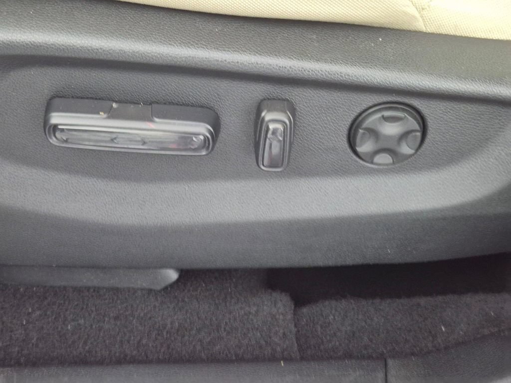 Used 2019 Honda CR-V EX image 15