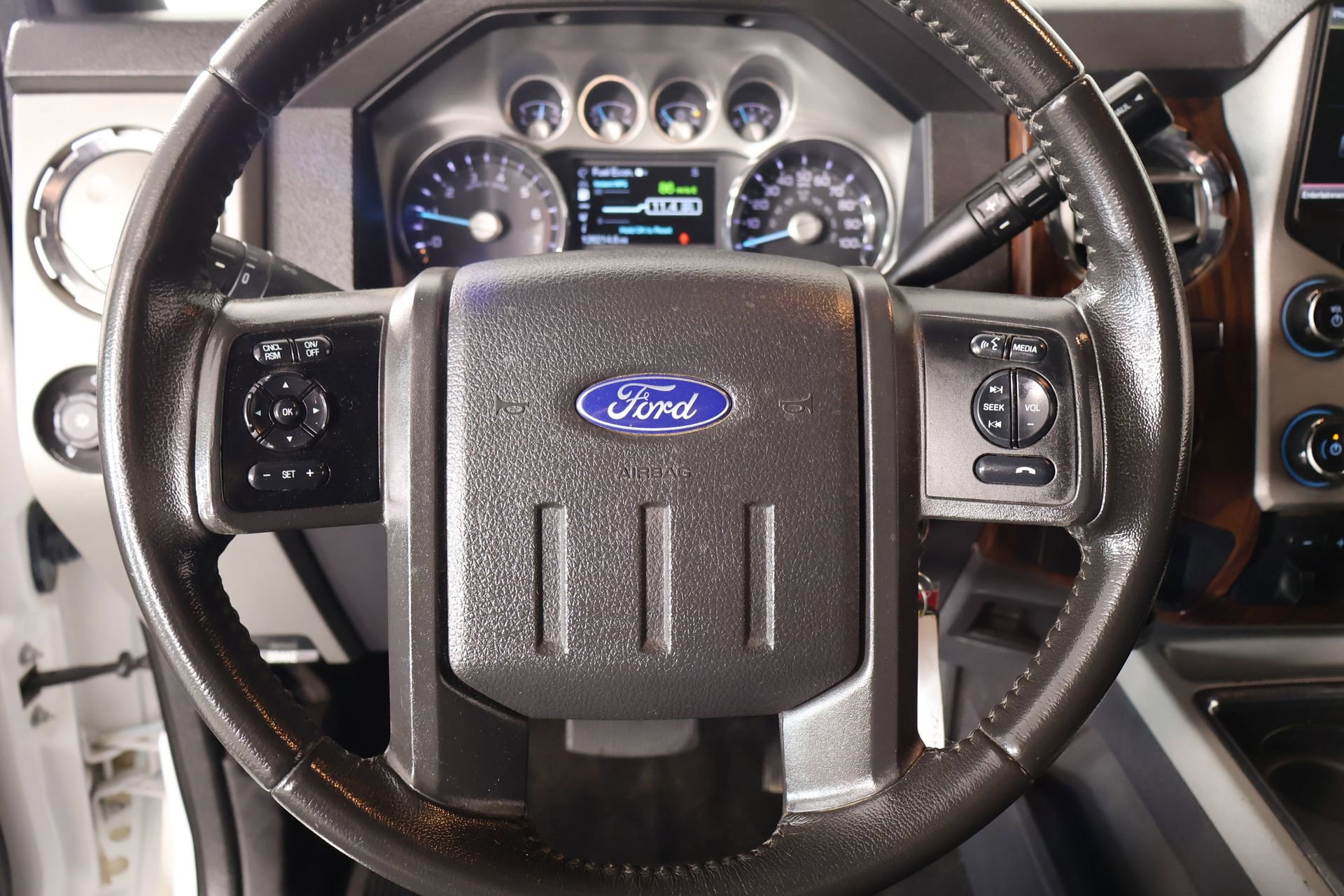 Used 2015 Ford F250 Lariat w/ Chrome Package image 3