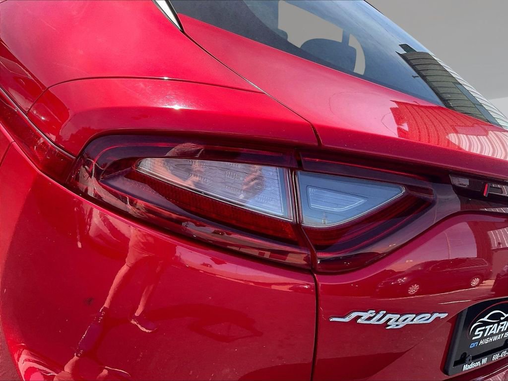 Used 2018 Kia Stinger GT1 AWD/4WD image 23