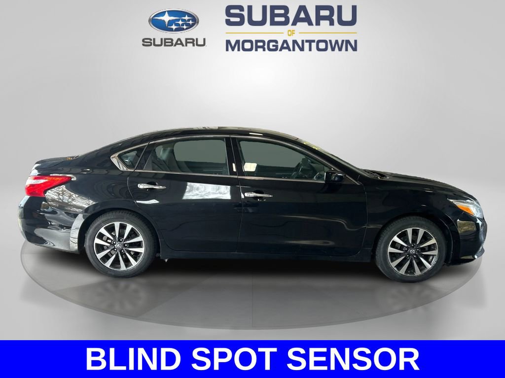 Used 2017 Nissan Altima 2.5 SV image 4